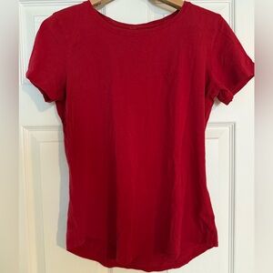 Lululemon love t shirt, red, size 6